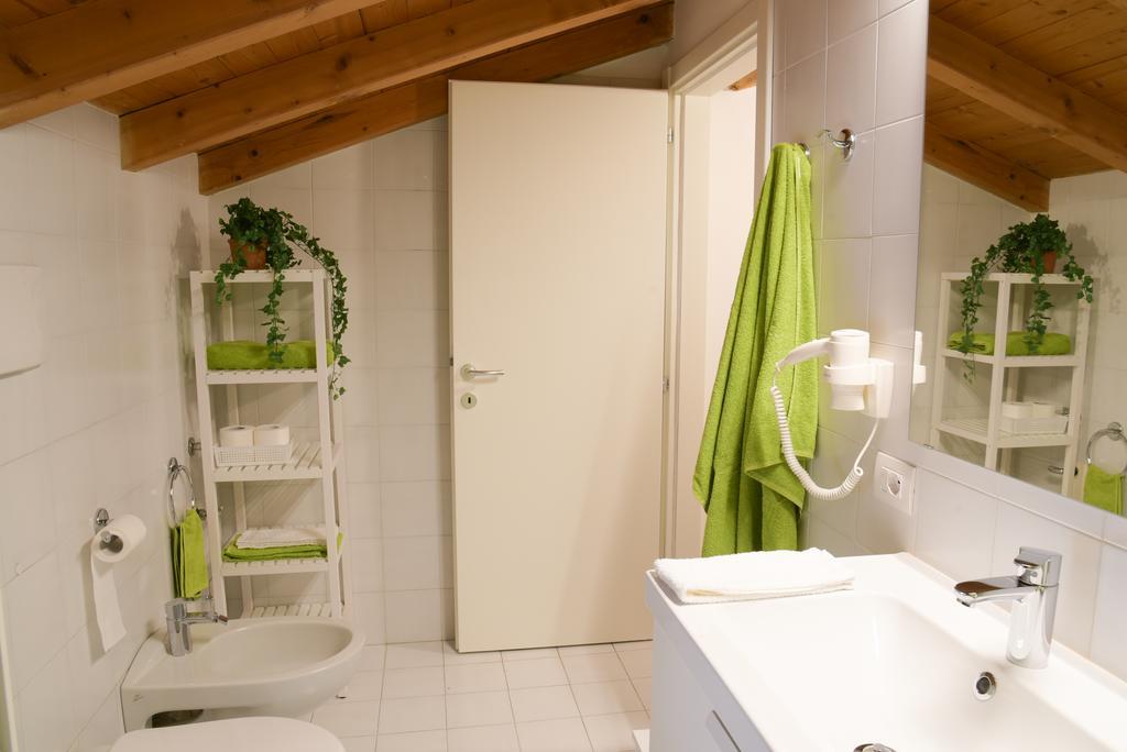 Casa Al Pozzo Apartment ริวาเดลการ์ดา ภายนอก รูปภาพ